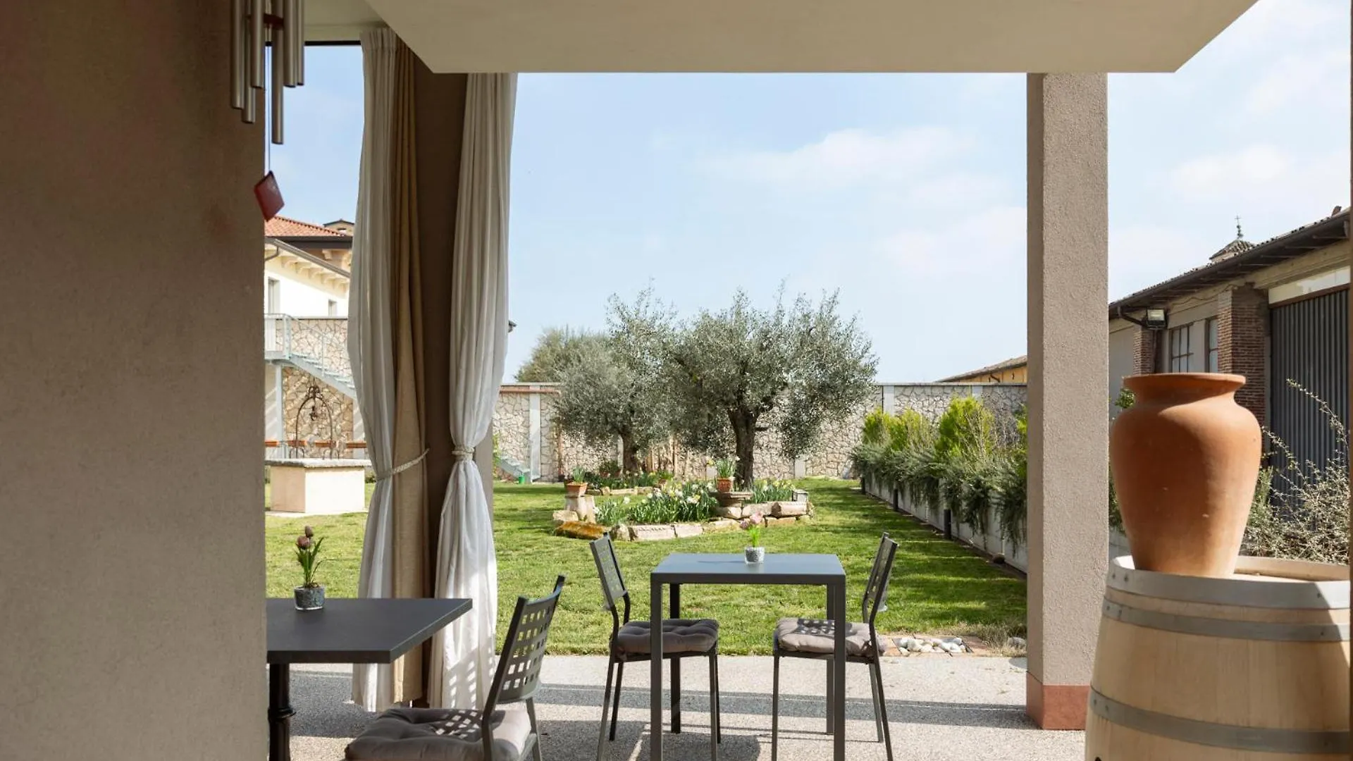 ***  Hotel La Caporala Castel d'Azzano Italy