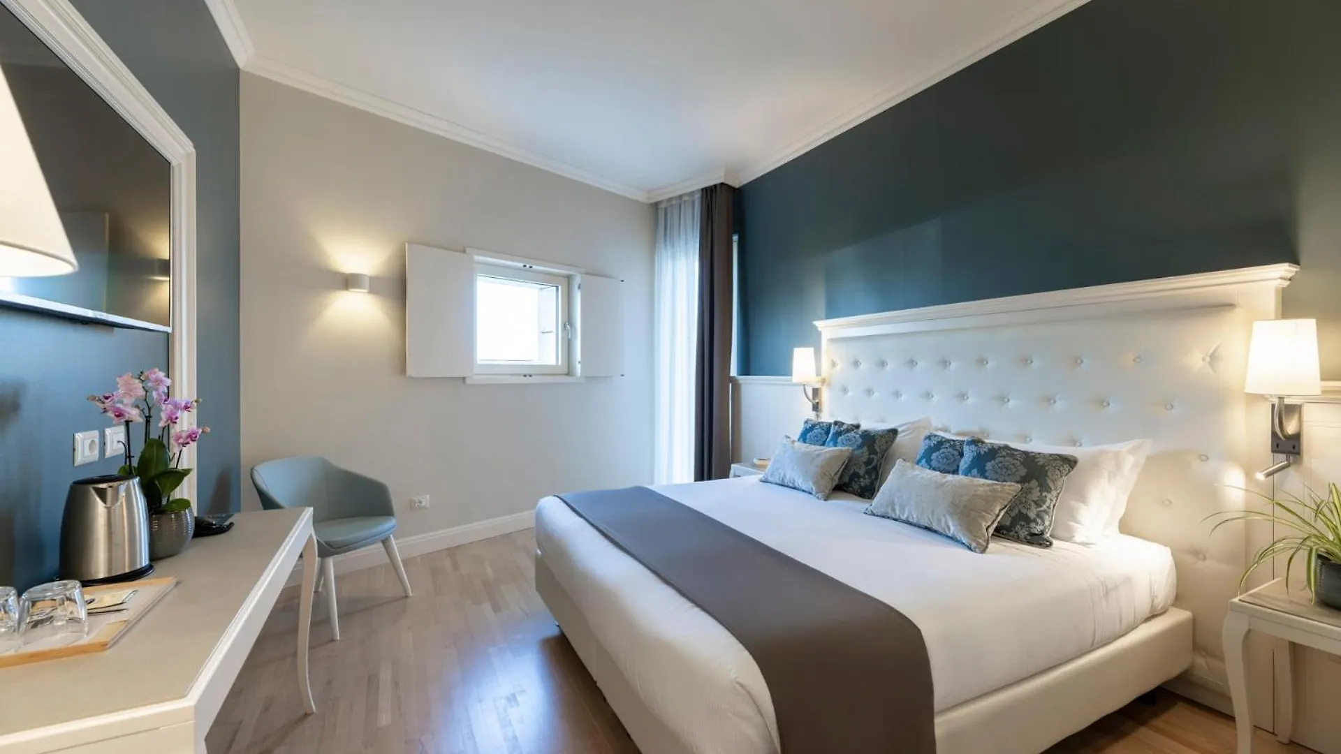 Hotel La Caporala Castel d'Azzano Italia