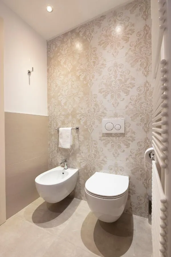 ***  Hotel La Caporala Castel d'Azzano Italia